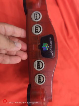 Nintendo 64 Roja