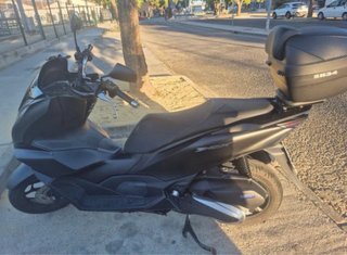 Honda PCX 125 2024 Negra