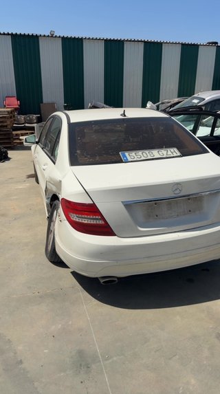 239051 a2048202001 9051 luz interior mercedes-benz