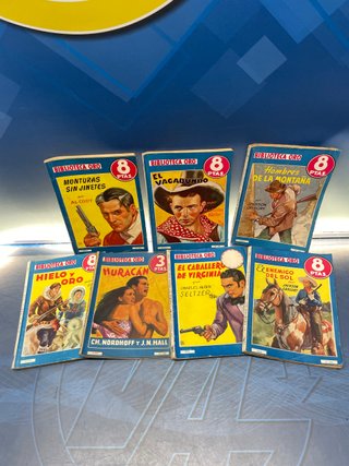 7 novelas pulp Comics biblioteca oro