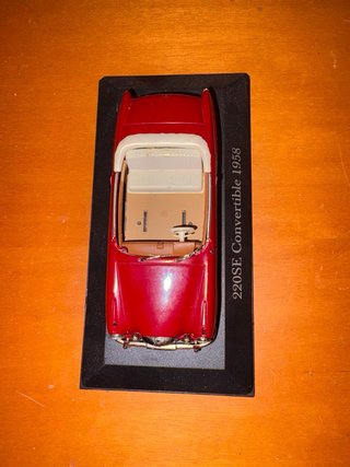 Coche clásico 220SE Convertible 1958