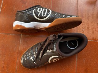 Zapatos Nike Total 90 Marrones