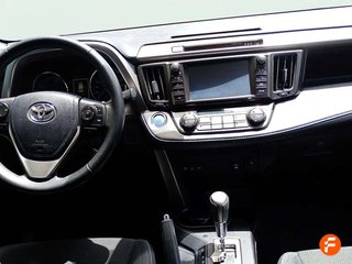 Toyota Rav4 2.5l hybrid 2WD Advance