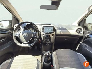 Toyota Aygo 1.0 70 x-wave