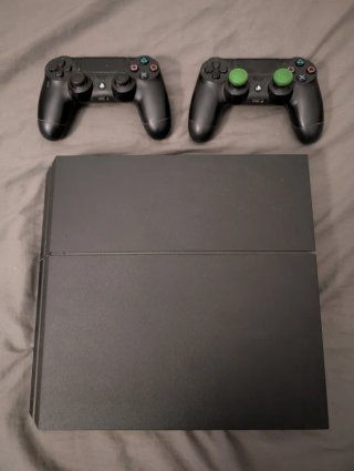 Pack PS4 + 2 Mandos + 8 Juegos + Guitar Hero Live