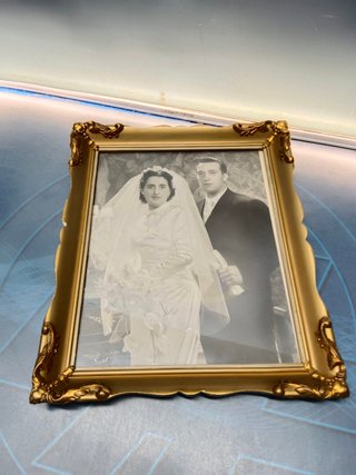 Foto enmarcada vintage, fotografía de estudio, pareja de recién casados, 36x30x03 cm