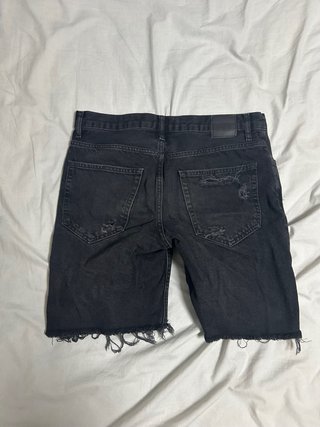Bershka bermudas vaqueras negras rotas