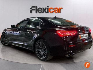 Maserati Ghibli V6 275 HP D RWD