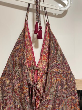 Vestido estilo boho con estampado paisley