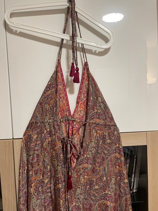 Vestido estilo boho con estampado paisley