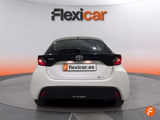 Toyota Yaris COMFORT - 5P (2023)