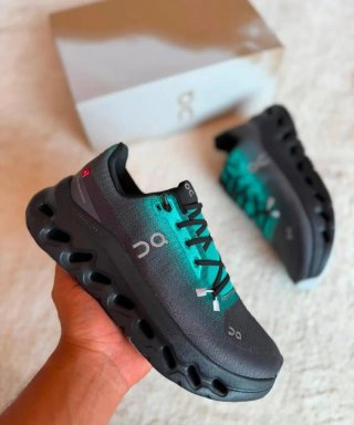 Zapatillas UNDER AMOUR desde el 39 hasta el 45