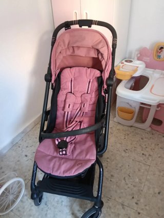 Sillita de paseo Cybex rosa