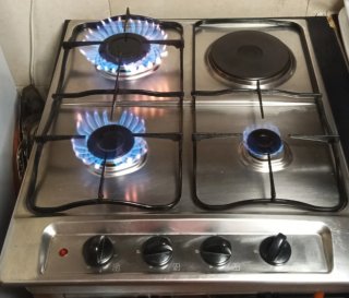 Cocina de gas y eléctrica