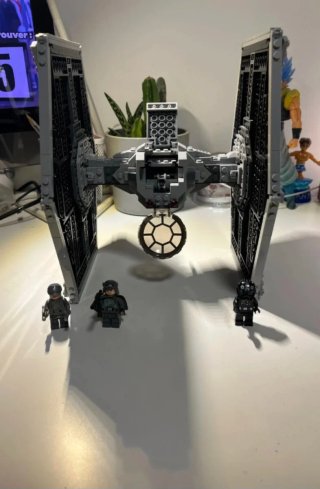 LEGO Star Wars 75211 Imperial Tie Fighter