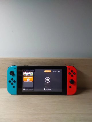 Nintendo Switch Azul y Rojo
