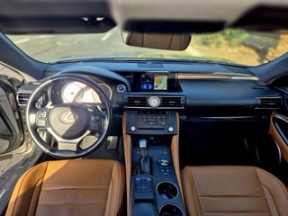 Lexus RC 300 H 2017