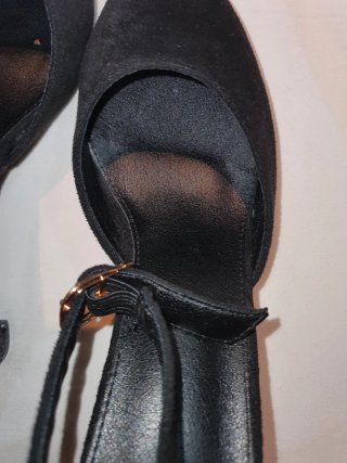 Zapatos de tacón negros