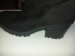 Botas altas negras con cremallera