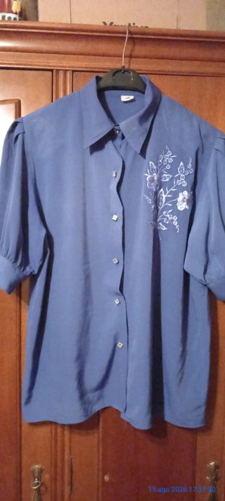 Conjunto azul a juego de mujer