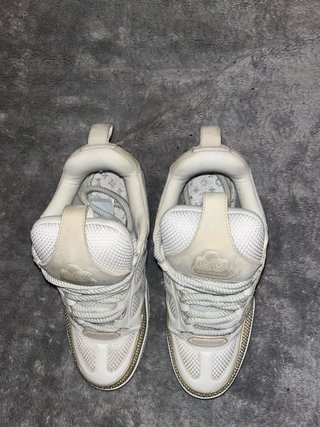 Zapatillas Louis Vuitton Beige y Blancas