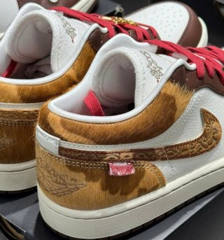 Zapatillas Nike Air Jordan 1 Low "Año del Caballo"