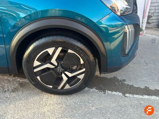 Peugeot 2008 Allure Gasolina 100 S&S 6 Vel. MAN
