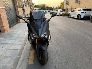 Yamaha Tmax 530 SX 2017 Negra