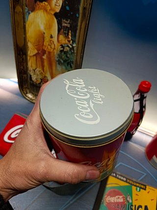 8 articoli da collezione Coca-Cola