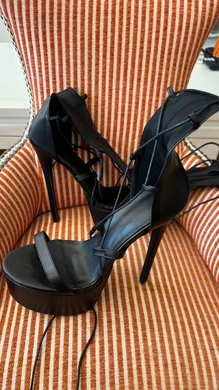 Lote 3 pares sandalias tacón talla grande, NUEVAS