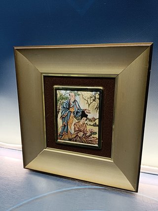 Cuadro , 24x23 cm. marco metálico pintura china, imágen costumbrista