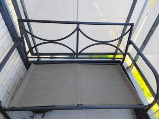 Mesa y sillones de jardín metal y cristal