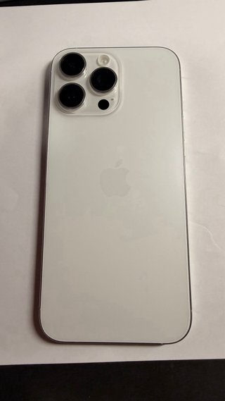 iPhone 16 Pro Max 256 GB en muy buen estado