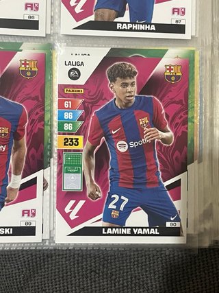 Álbum Adrenalyn La Liga 23-24 + 123 repetidas