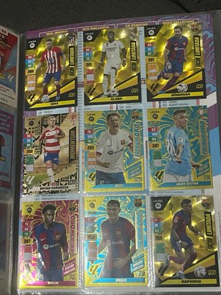 Álbum Adrenalyn La Liga 23-24 + 123 repetidas
