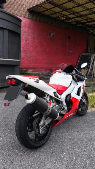 Yamaha YZF R1 1998