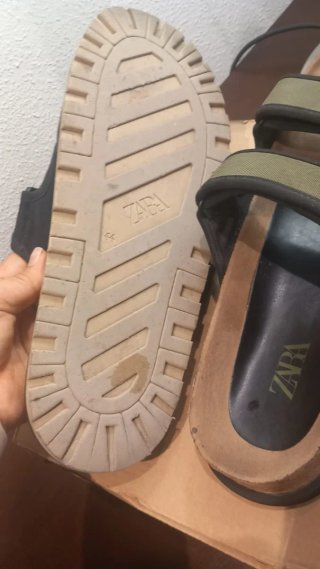 Sandalias de hombre negras y verdes