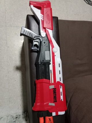 Pistola Nerf Fortnite