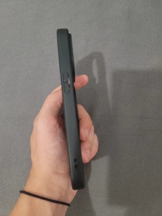 Funda iPhone 14 Pro Negra MagSafe