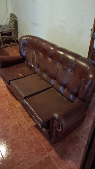 Conjunto 2 butacones y sofá polipiel marrón