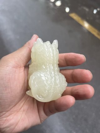 Qilin Jade Hetian Tallado a Mano
