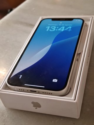 iPhone 12 64 GB Blanco