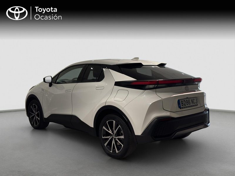 Toyota C-HR 2025, foto 2