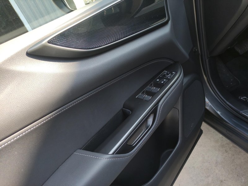 Lexus NX 2022, foto 20