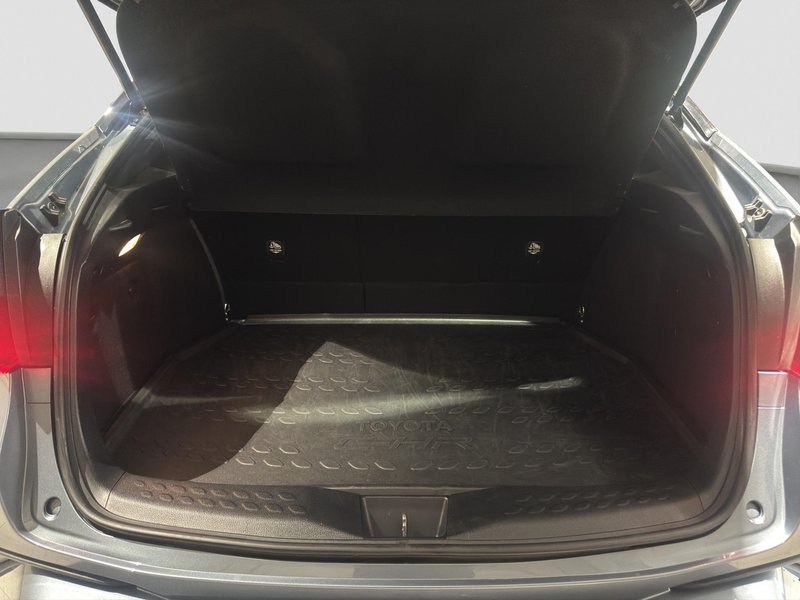 Toyota C-HR 2022, foto 10