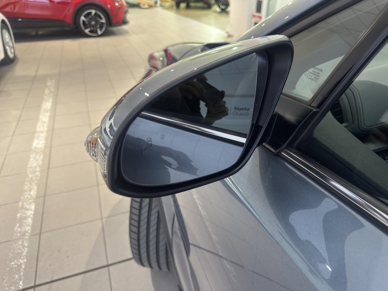 Toyota C-HR 2022, foto 32
