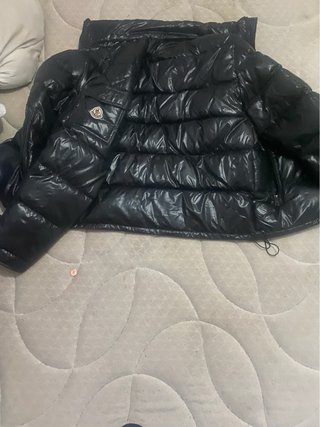 Chaqueta Moncler Negra Brillante