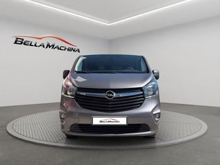 Opel Vivaro L1 9 PLAZAS