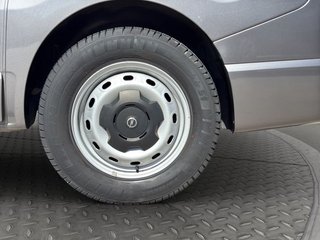 Opel Vivaro L1 9 PLAZAS