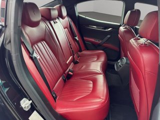 Maserati Ghibli 3.0 V6 DS 275CV RWD